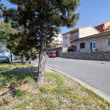 Apartment Luka Senj  Esterno foto