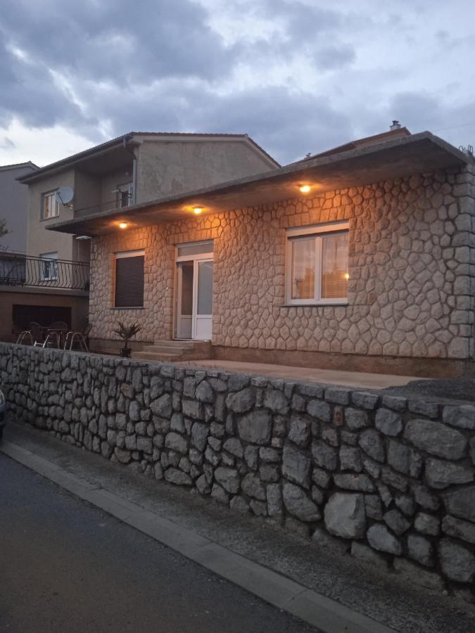 Apartment Luka Senj  Esterno foto